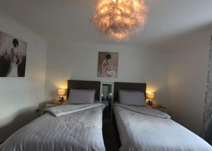 Cribyn Lodge Brecon Bagian luar foto